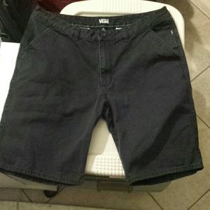 Vans MEN'S 36 black shorts